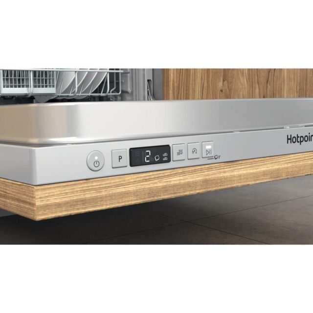 Hotpoint HIC 3C33 CWE UK Integrated Dishwasher